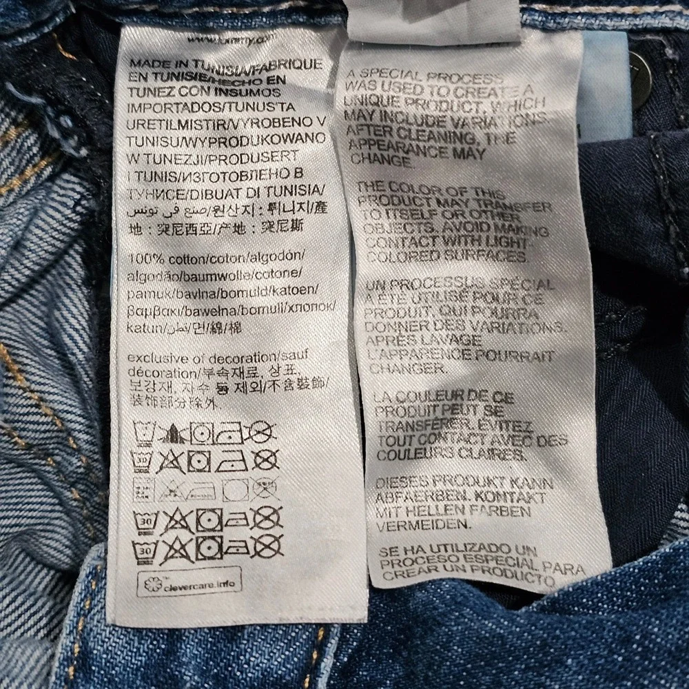 Tommy Hilfiger Boys Size 7 Blue Denim Shorts Classic Five Pocket Style